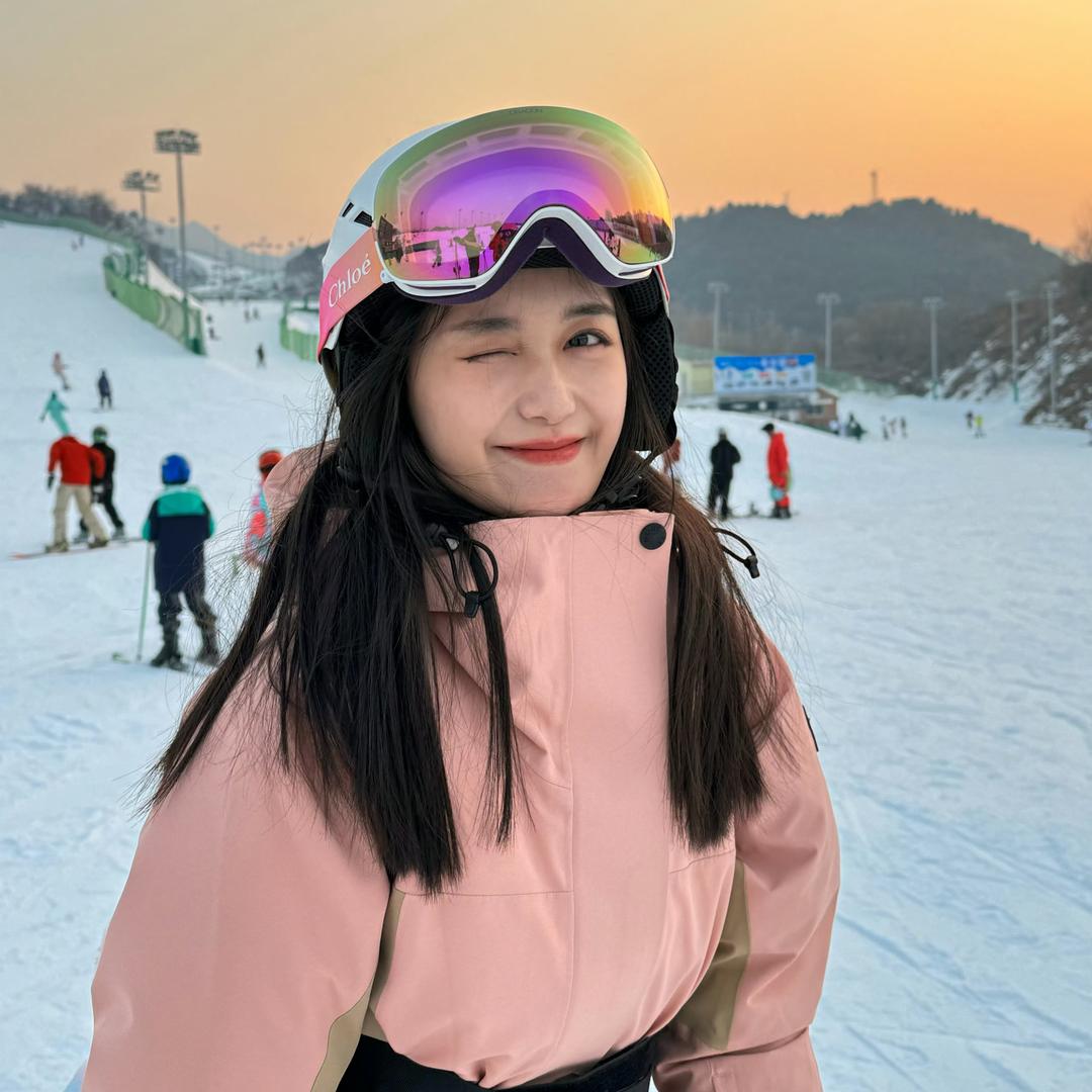 -爱吃菠萝的菠萝宝宝🍍