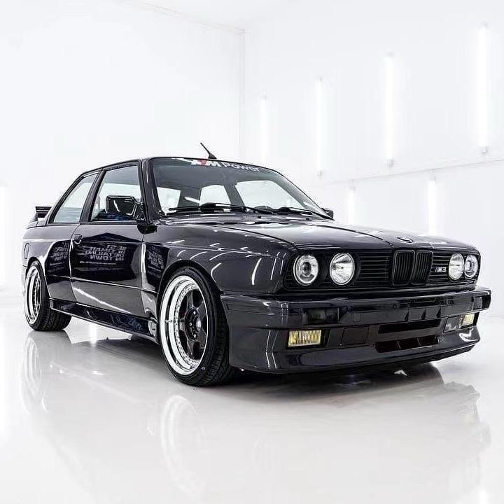 热爱汽车贴膜的Happy