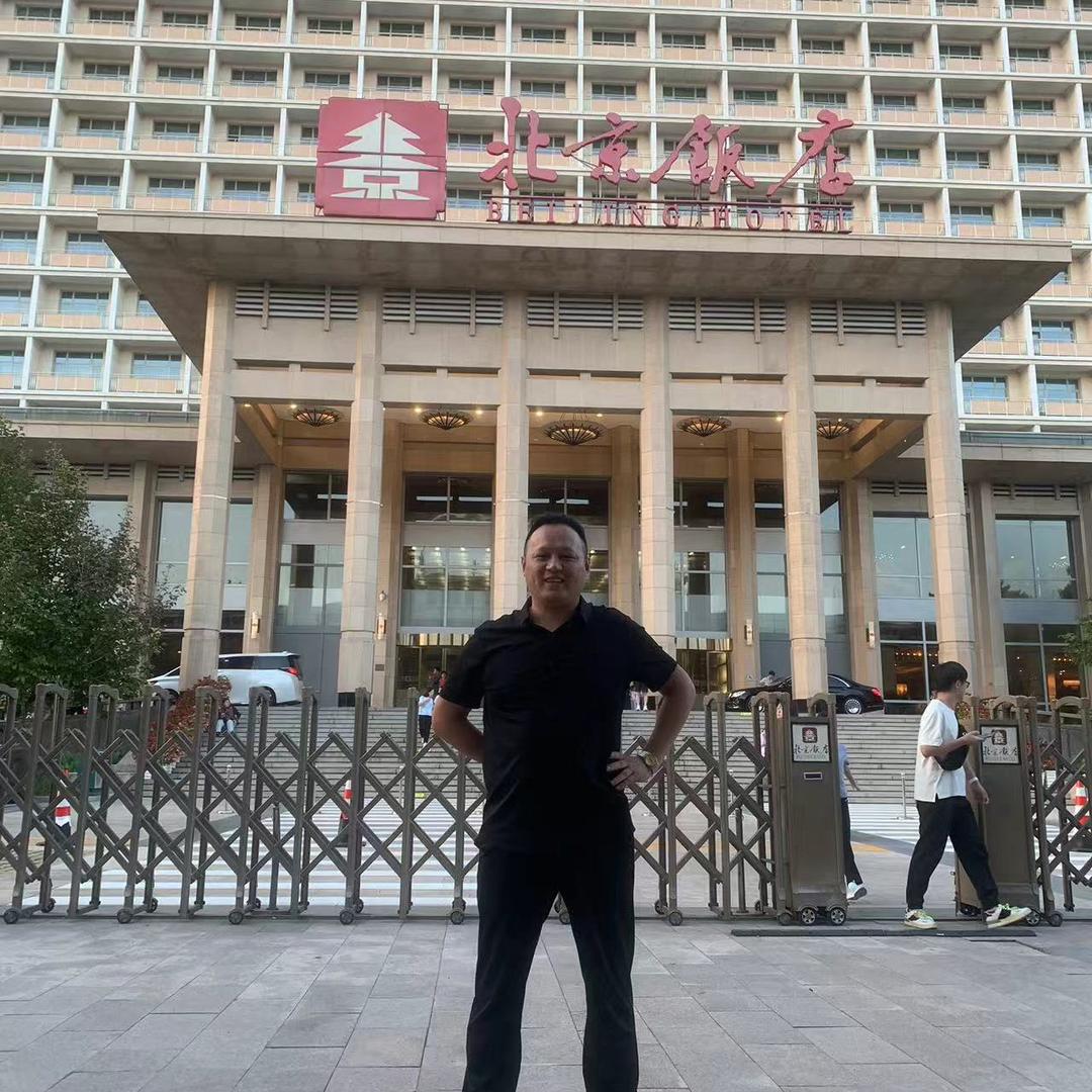 吃淡点穿破点少管闲事走慢点