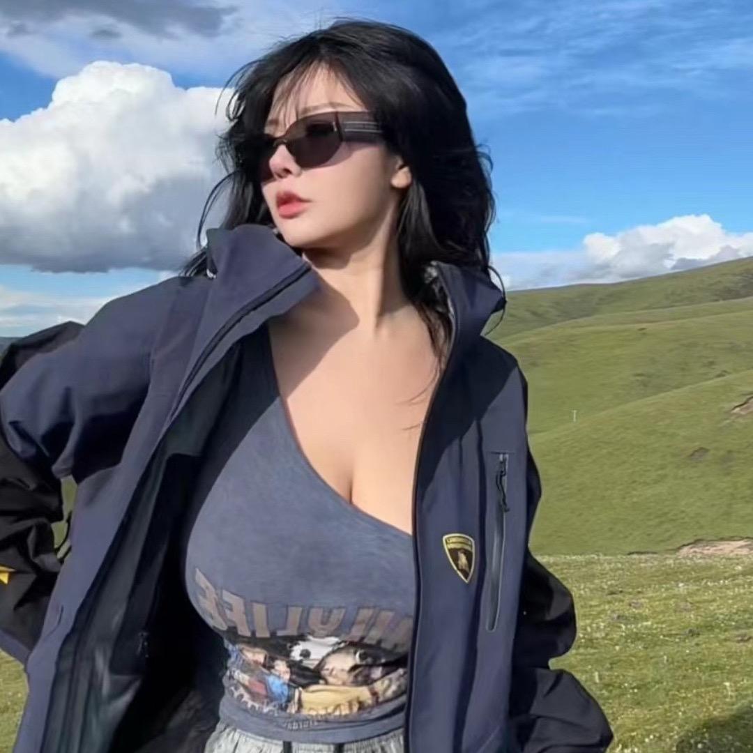 肉装小小乔@抖音