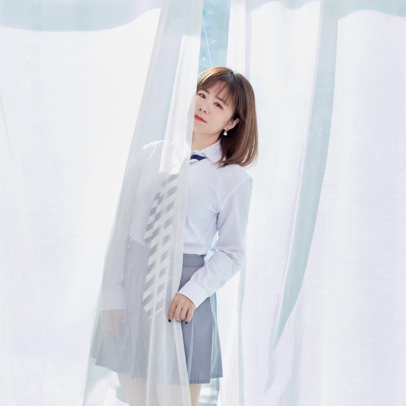 是青青小姐姐吖