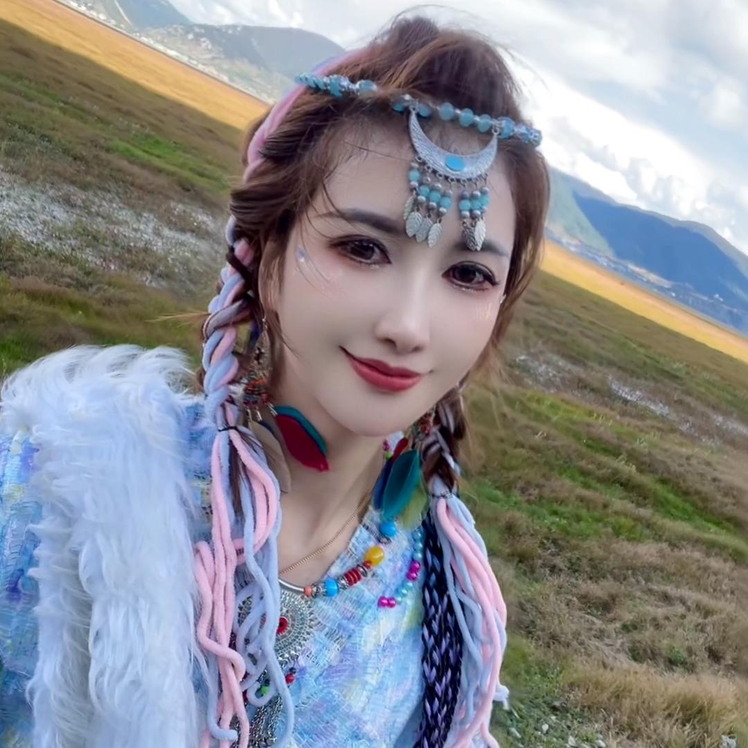小翠爱喝酒