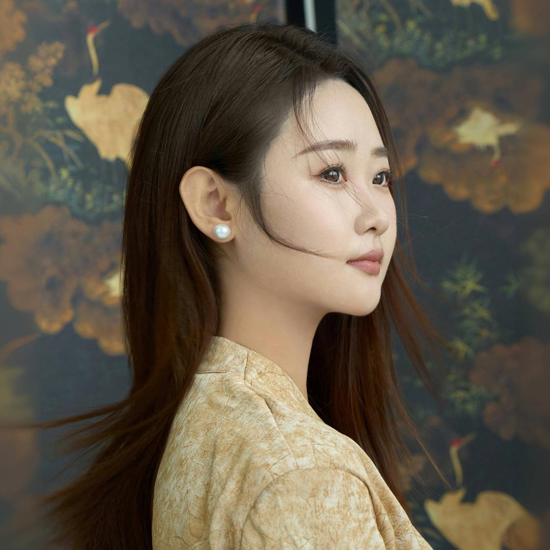 一只小佩璇