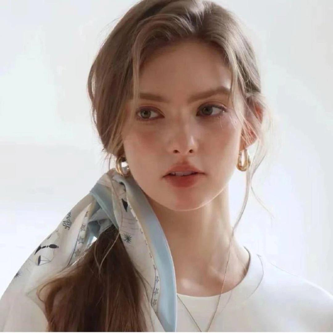 瓦伦西亚月亮上的人