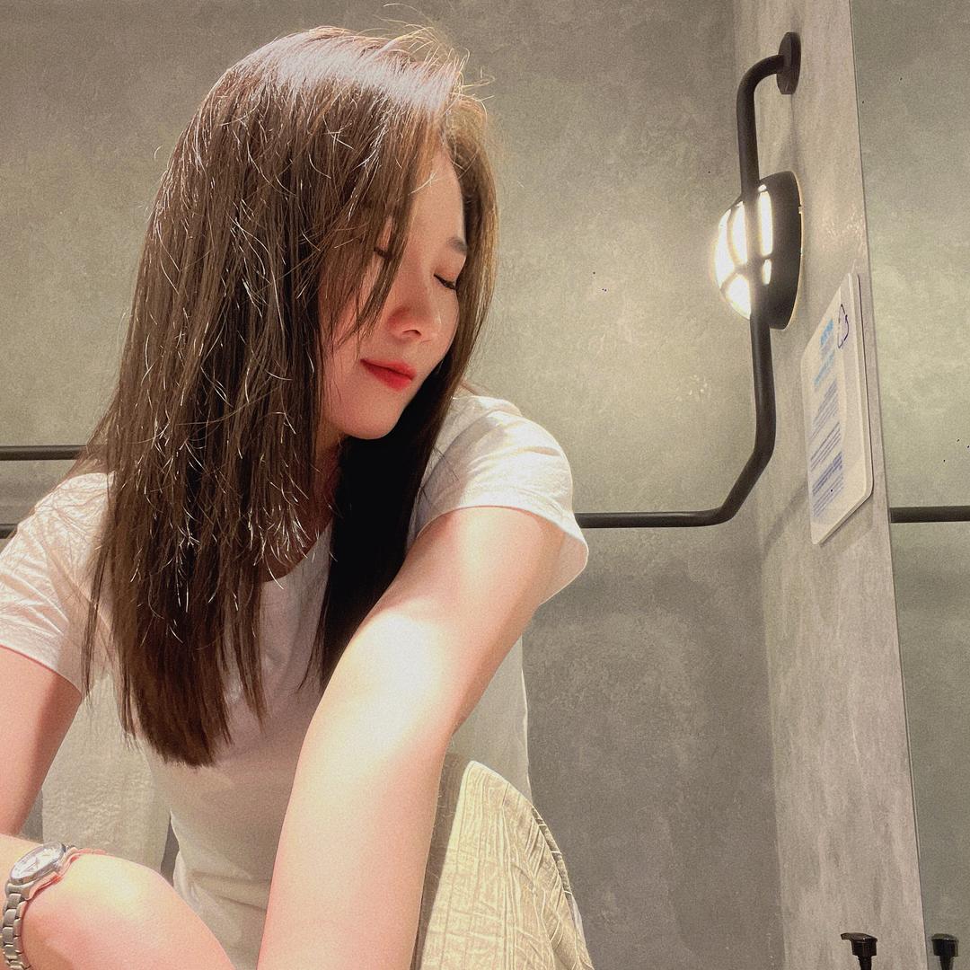 👀黄小欠儿💃