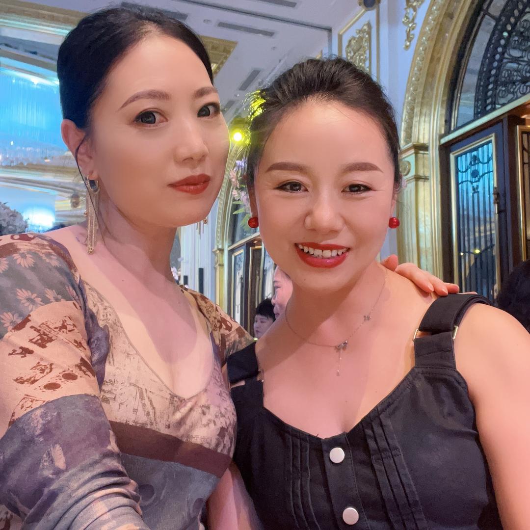 时尚妈咪团