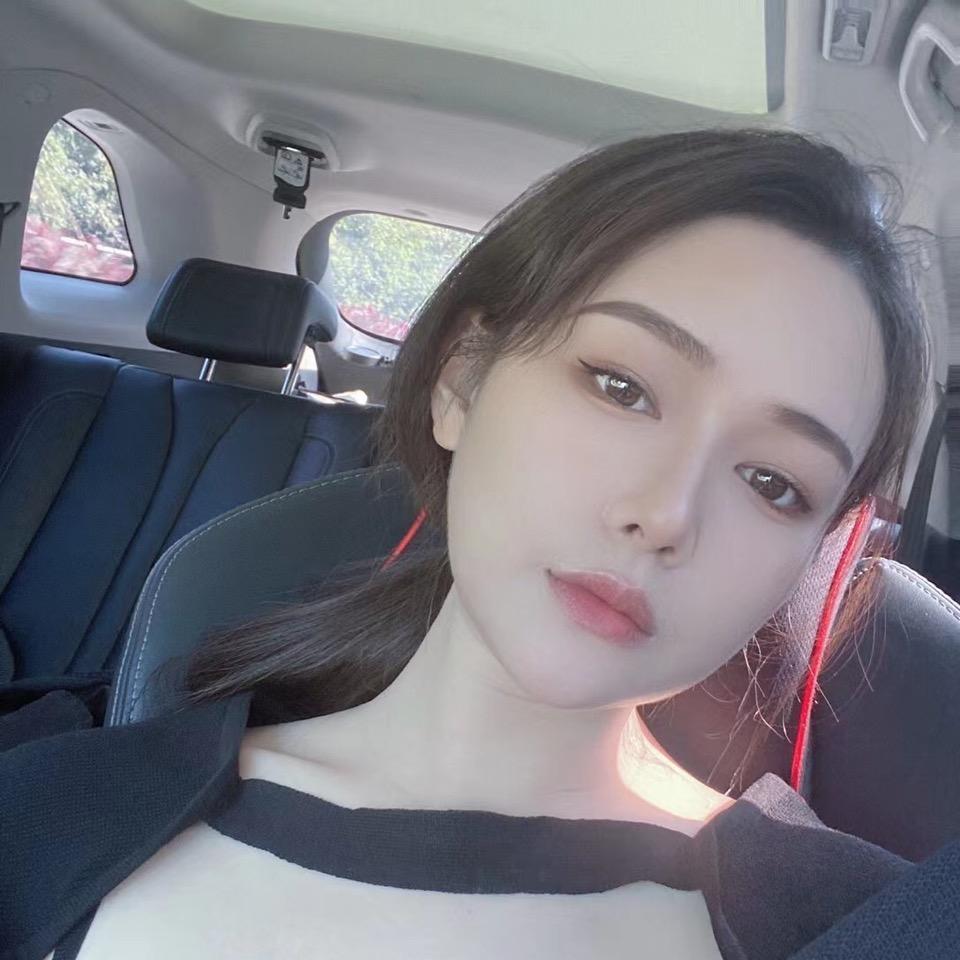 是啊婉呀（月子中 厨窗可拍）