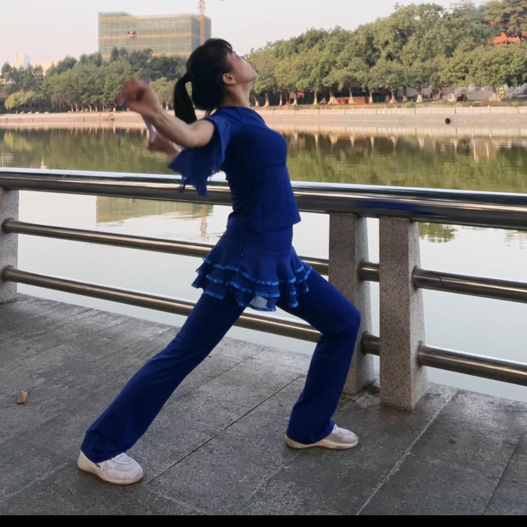 汨罗贵子姐