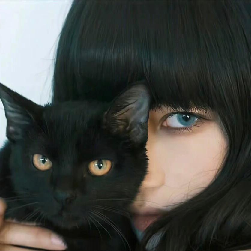 轻素栖花里 昭玥