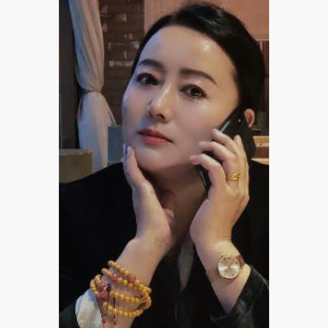 拉萨🌺女儿