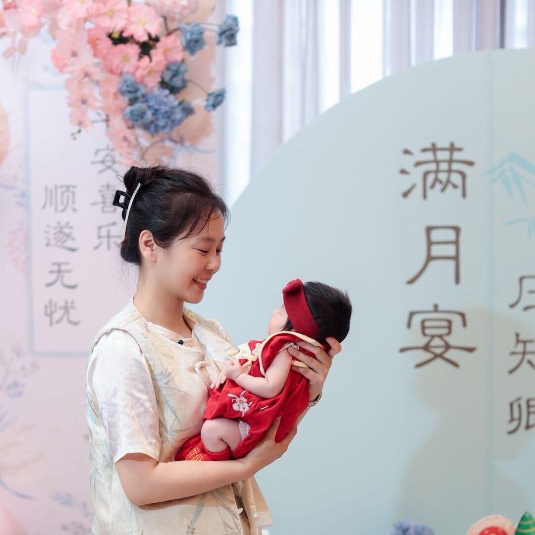 80后福建月嫂芳姐 （团队）带新人