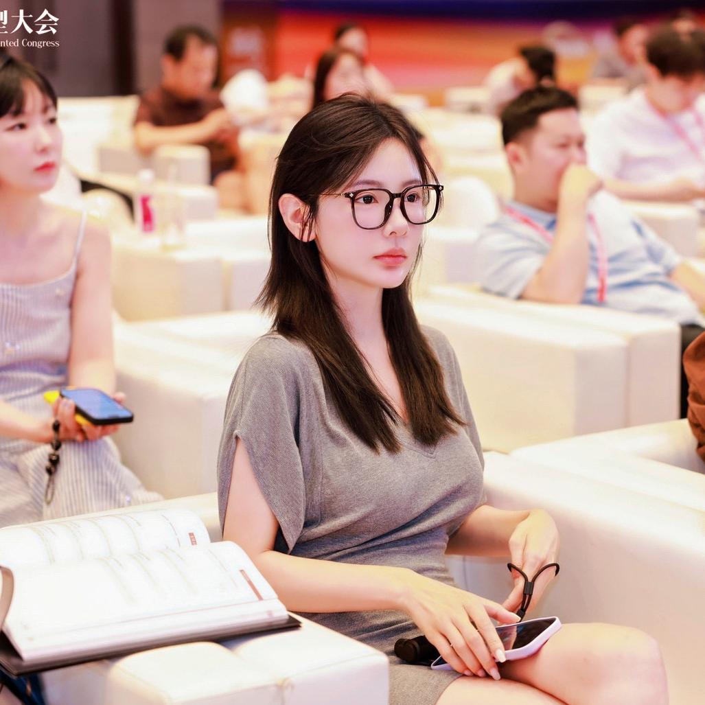 梁静娴壹美文化