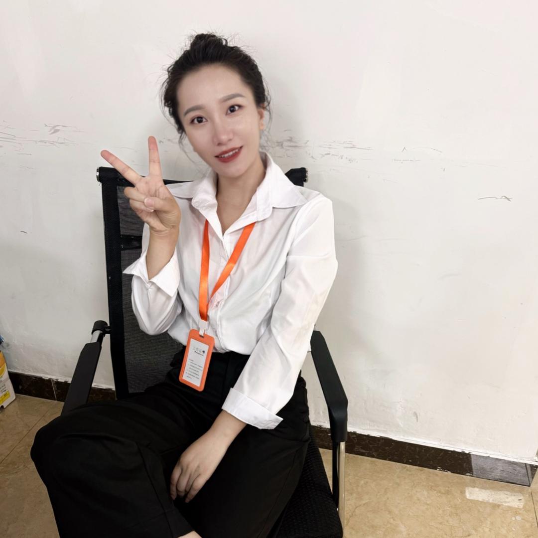 高端国际家政唐老师