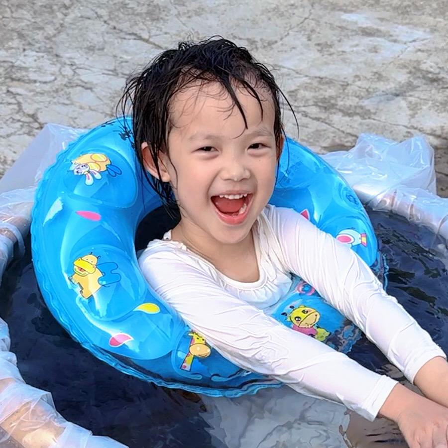 小蟹是贝贝妈