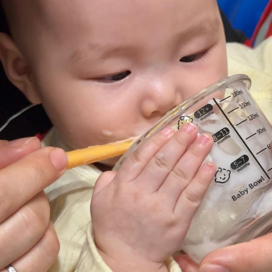 甜甜吃饱饱