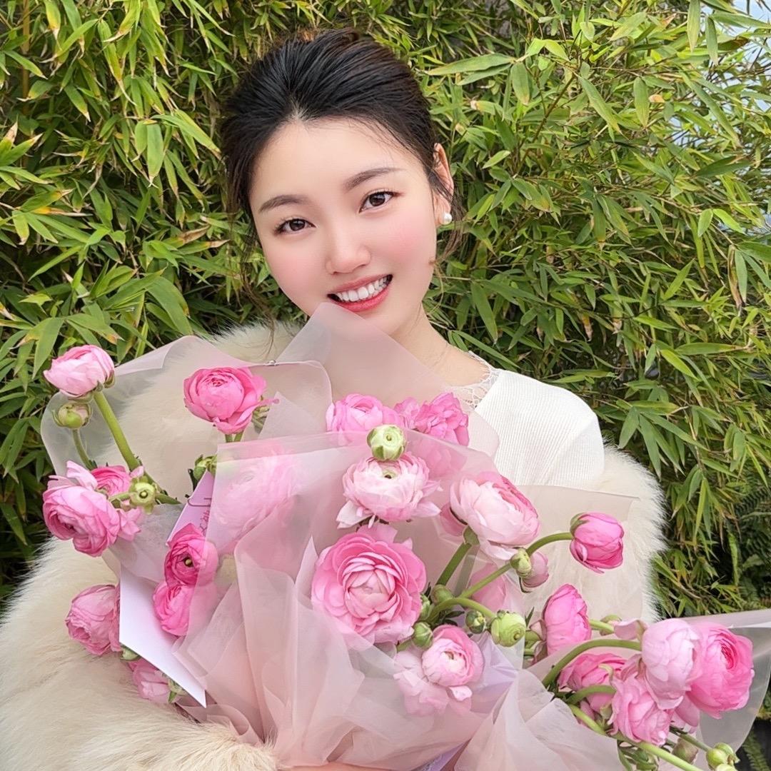 敏敏是个宝🌸