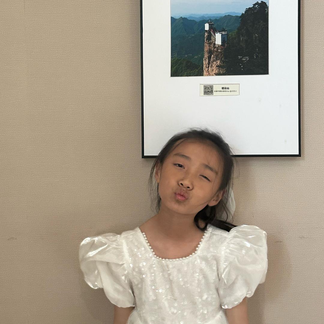 张  小张