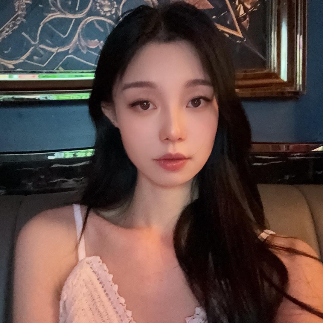 U.mi优米穿搭~