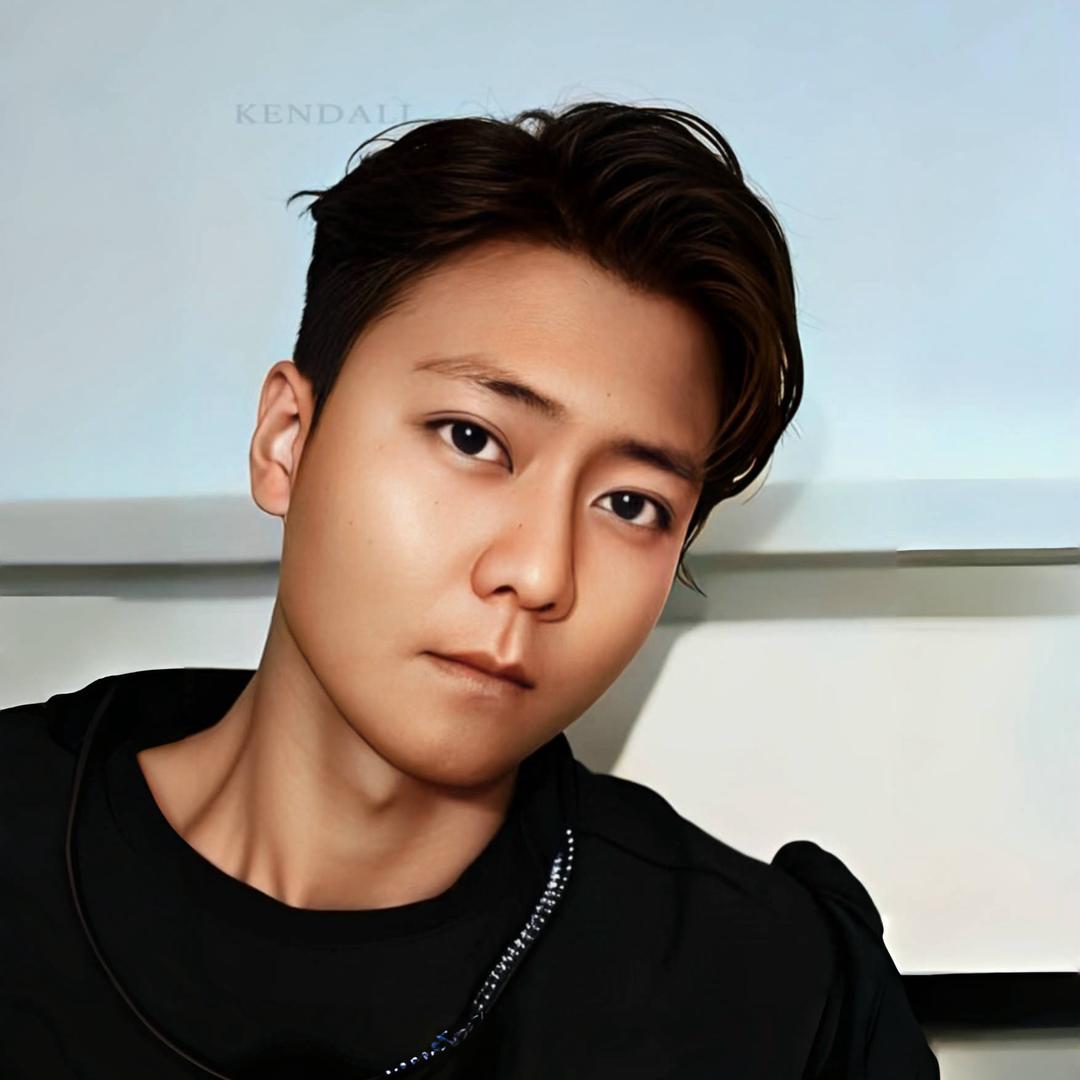 一朵造型 「子墨」九麓府店长