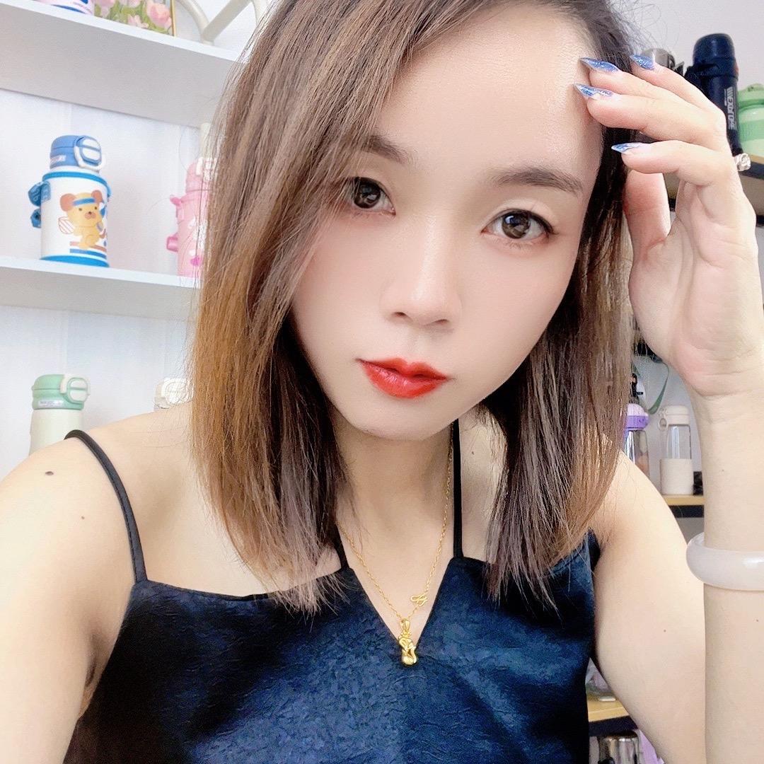 霞丫头(小游戏推广)