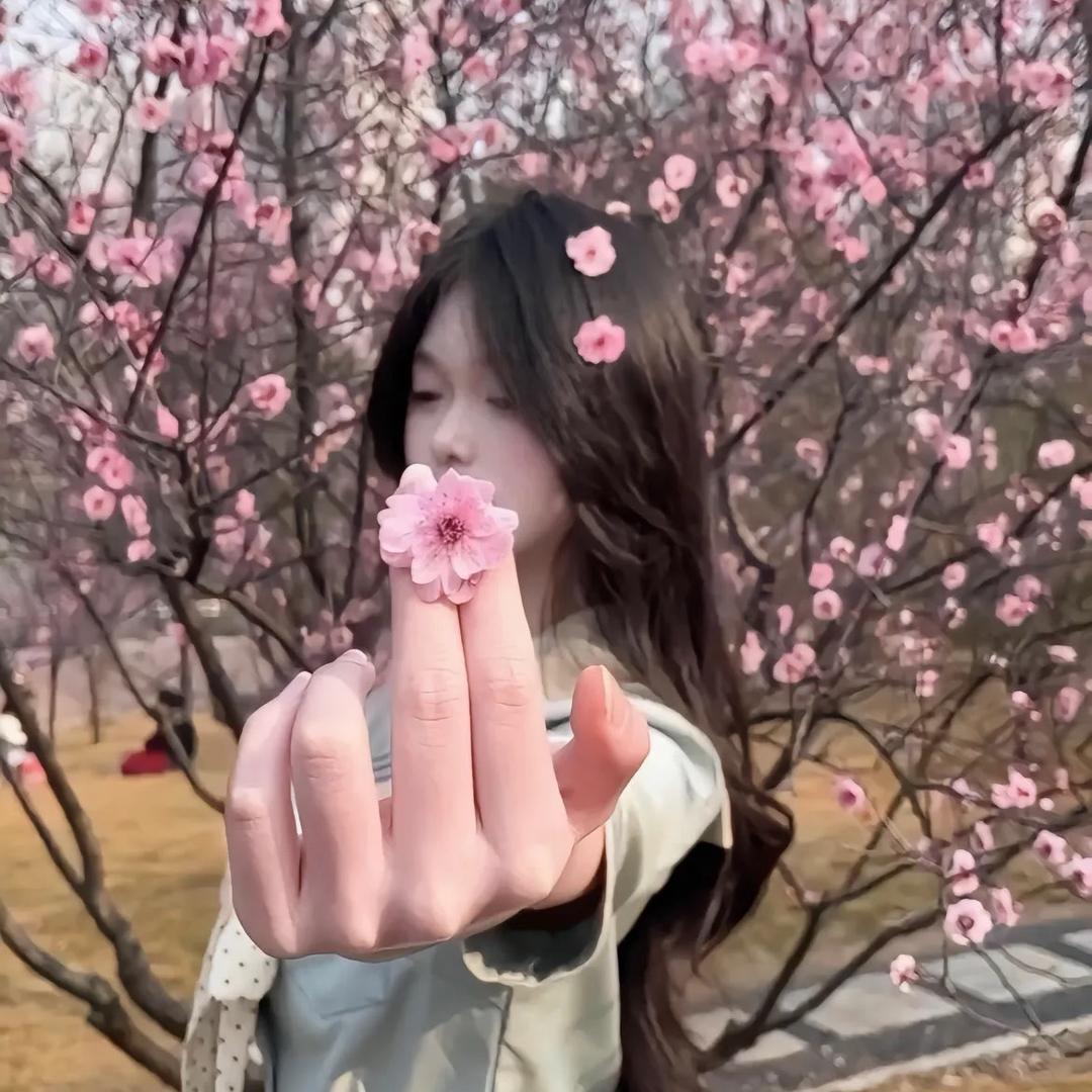 🉑外发进主播群里领料: