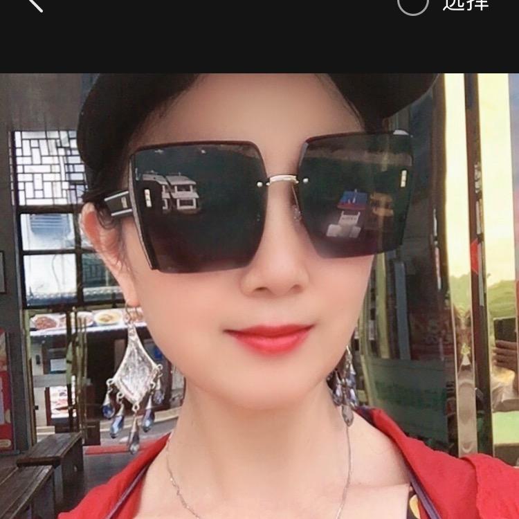 红玫瑰🌹 🌹🌹👄
