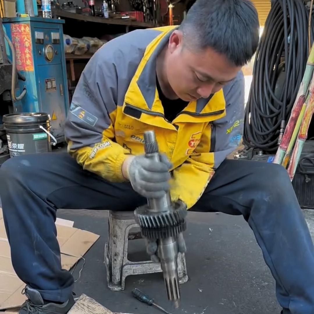修车小田、