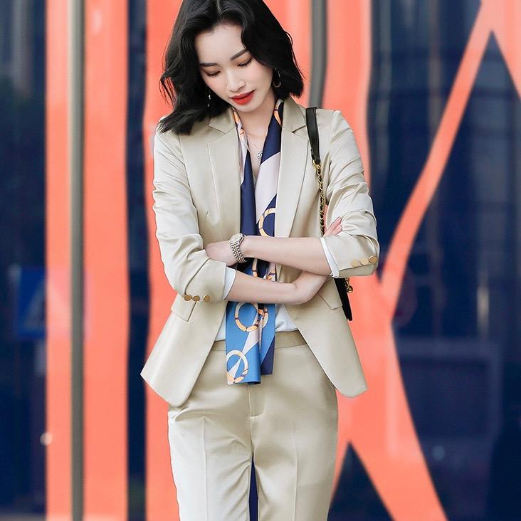 艾丽通勤轻奢女装