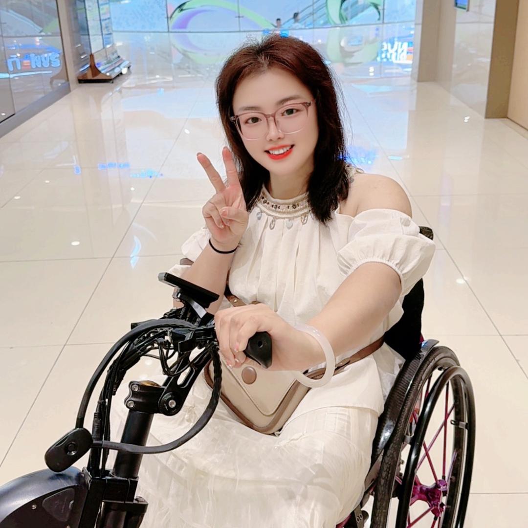 金金吖