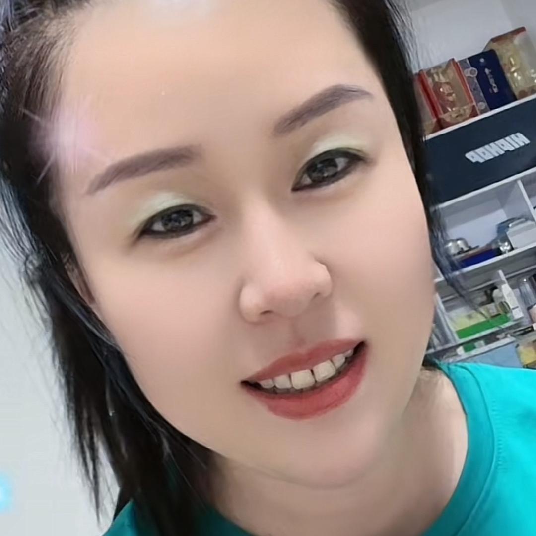 杨杨得亿