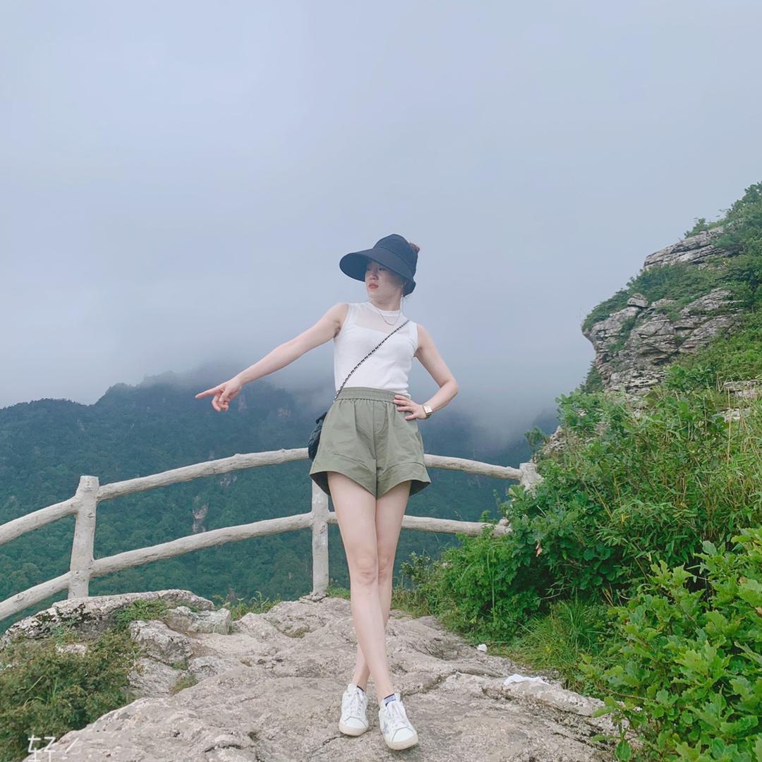 〈Yi〉
