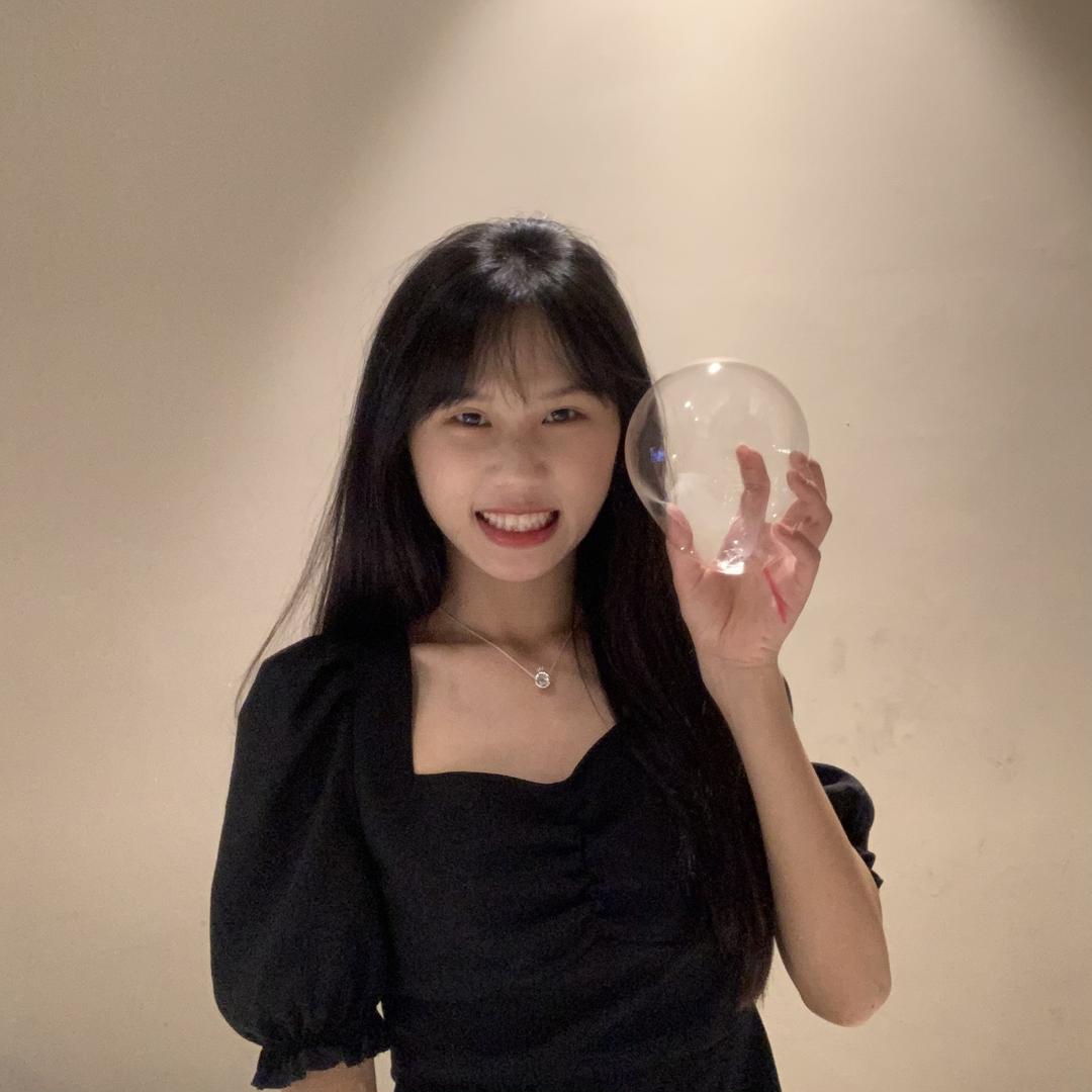 是哈哈吖