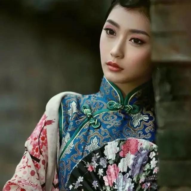 董小姐复古旗袍馆