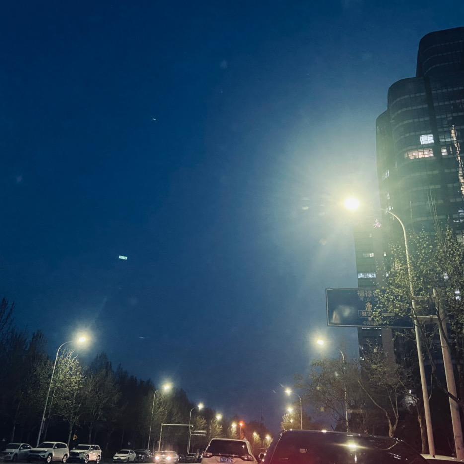 小张的快乐生活🎣