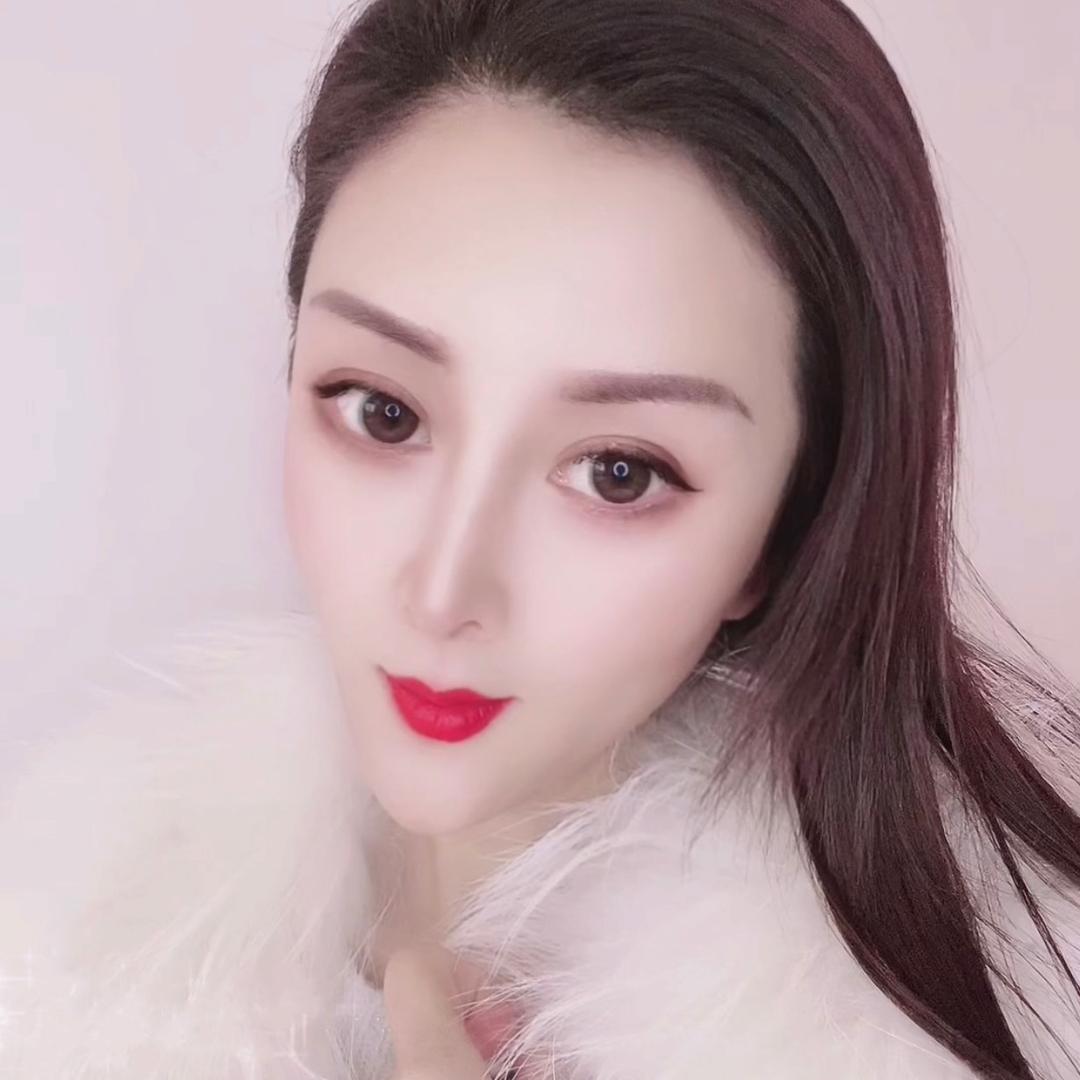 依依@