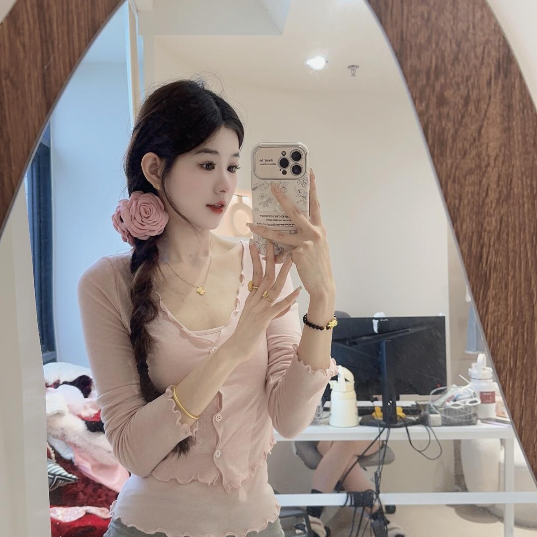 小梨涡童装店