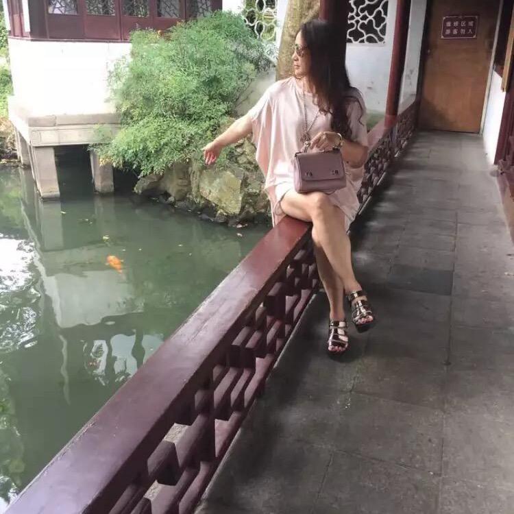 🍒我是透堡人Lucy🍒