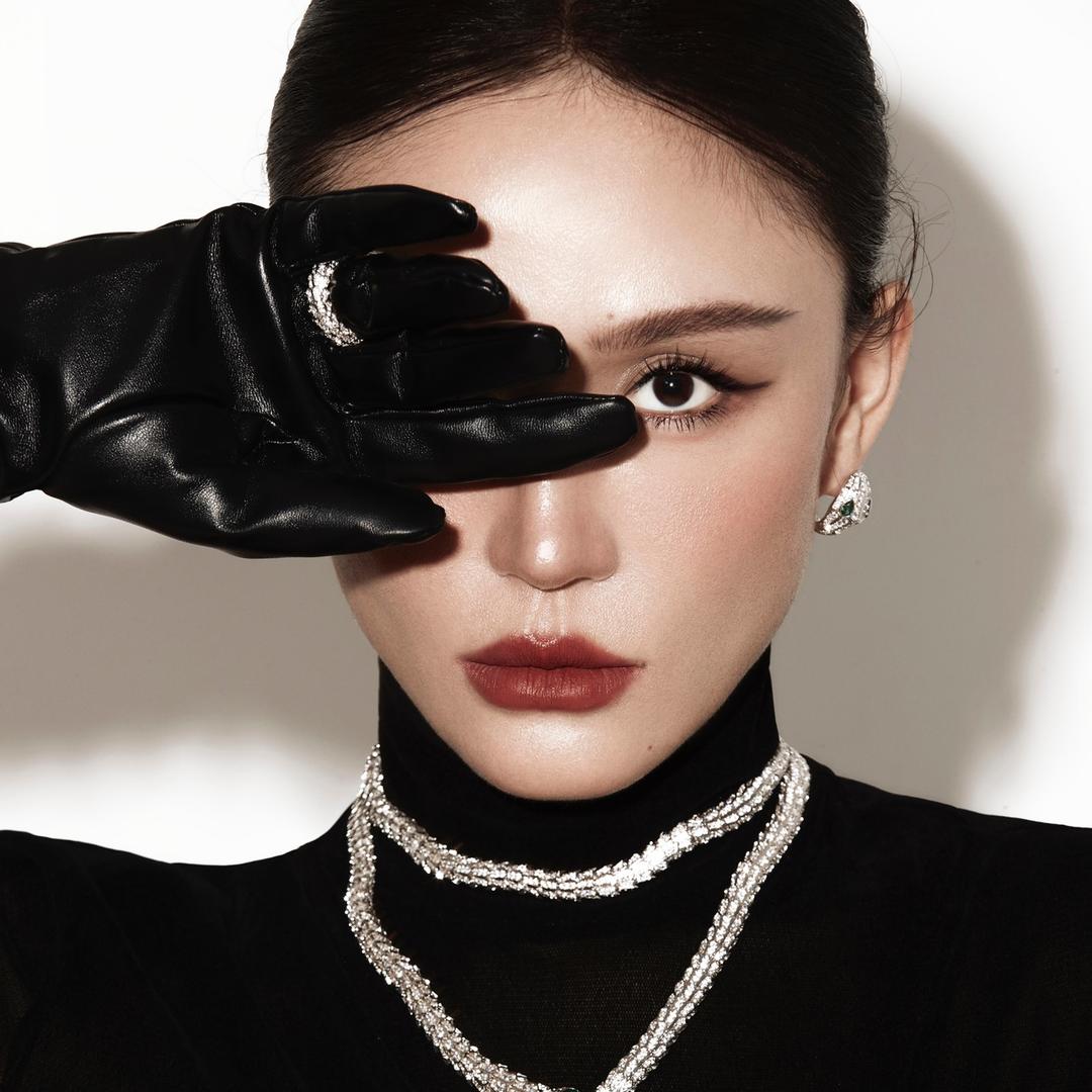 吉娘娘美妆号《Gina》•••