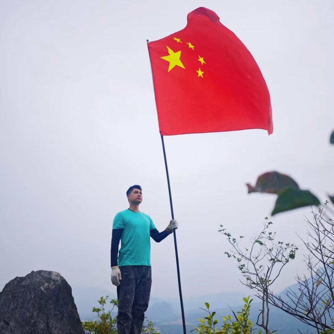 迷彩K戈