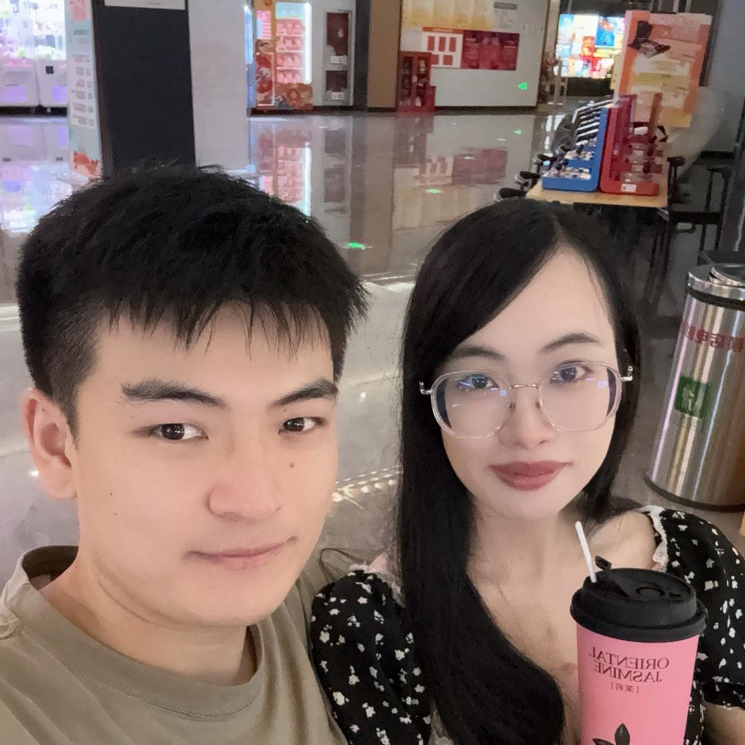 糯叽叽与粘豆包