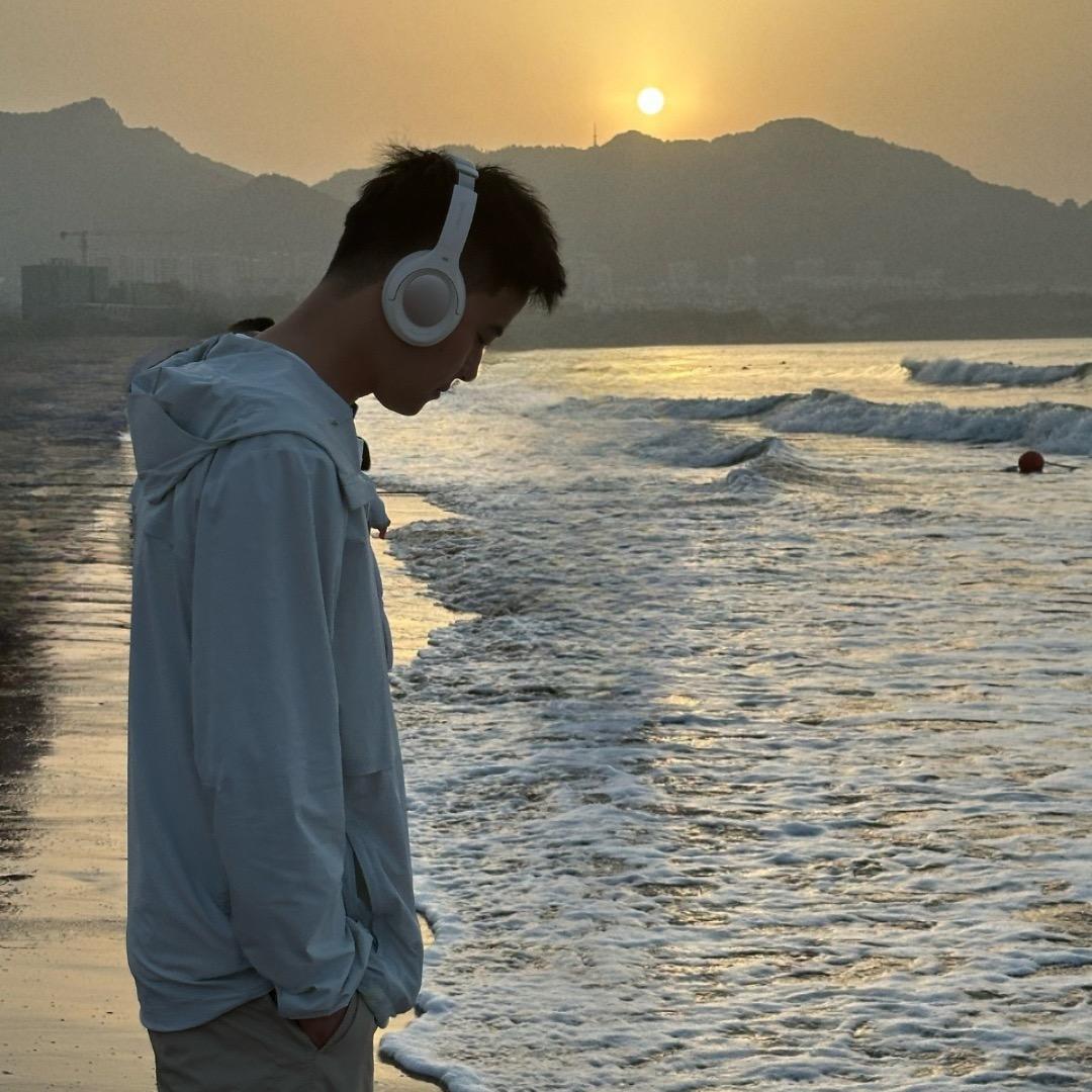三