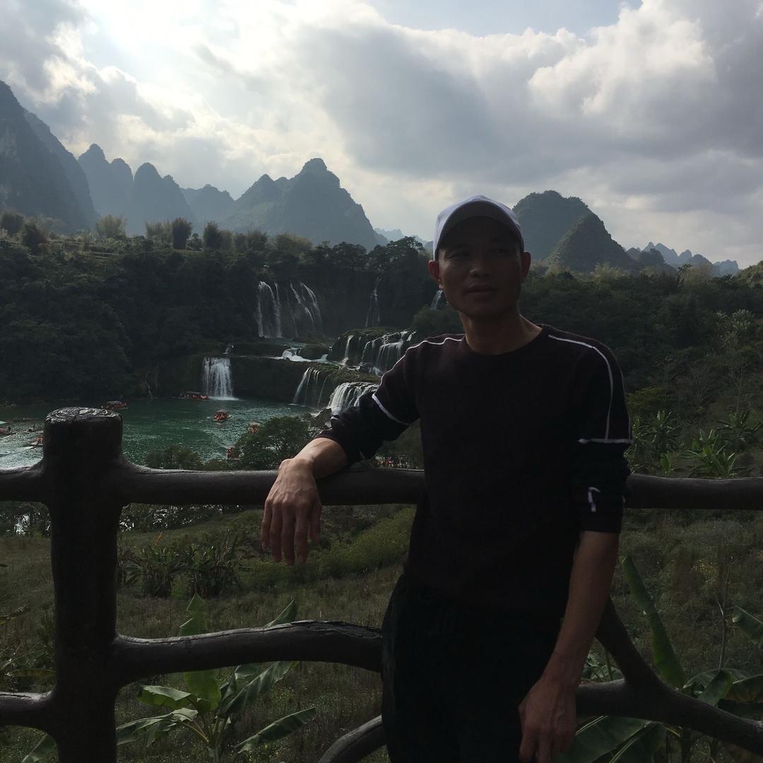 梁业
