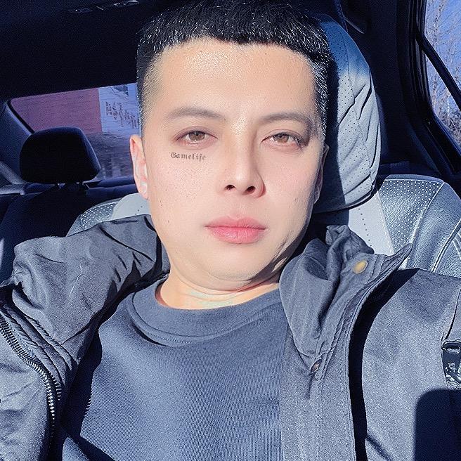 振闯门窗装饰