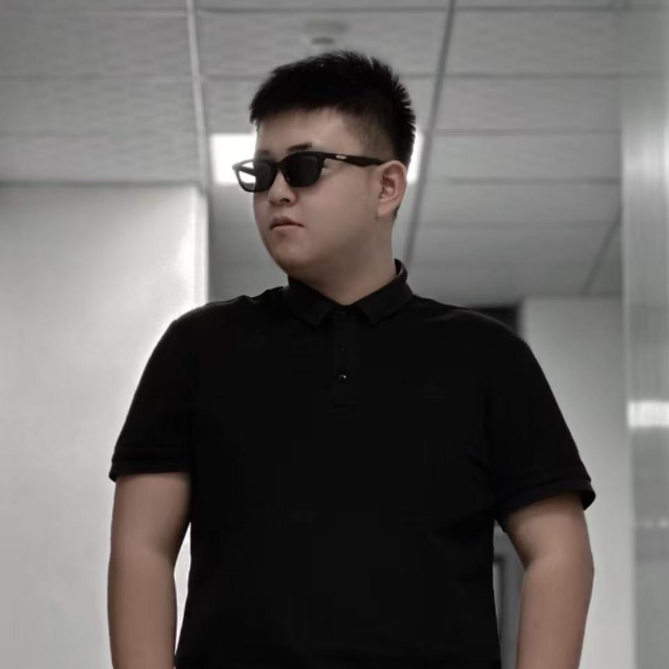 子豪（圆通新疆总部中亚国际仓）