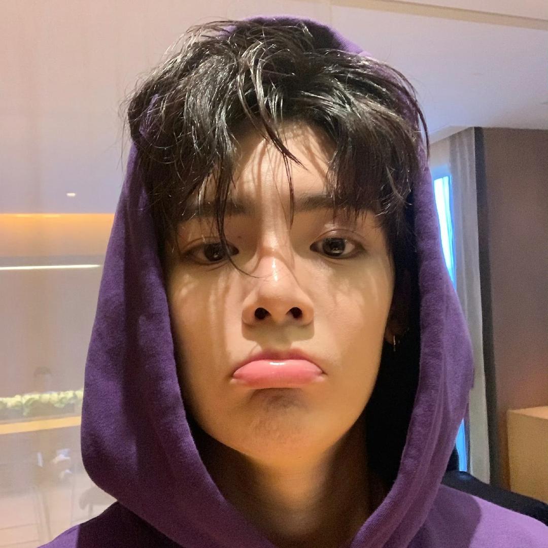 000（见过侯明昊版🥝）