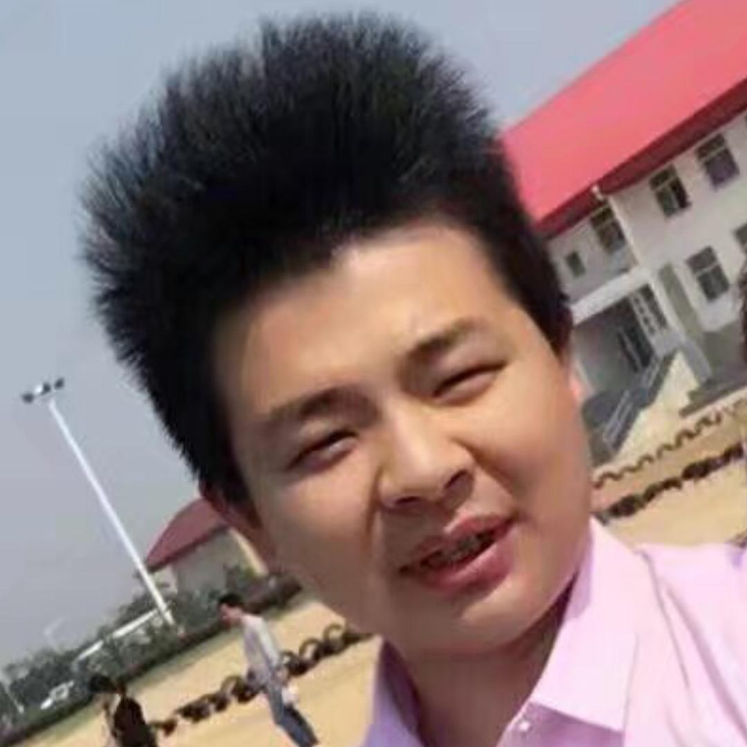 戚少