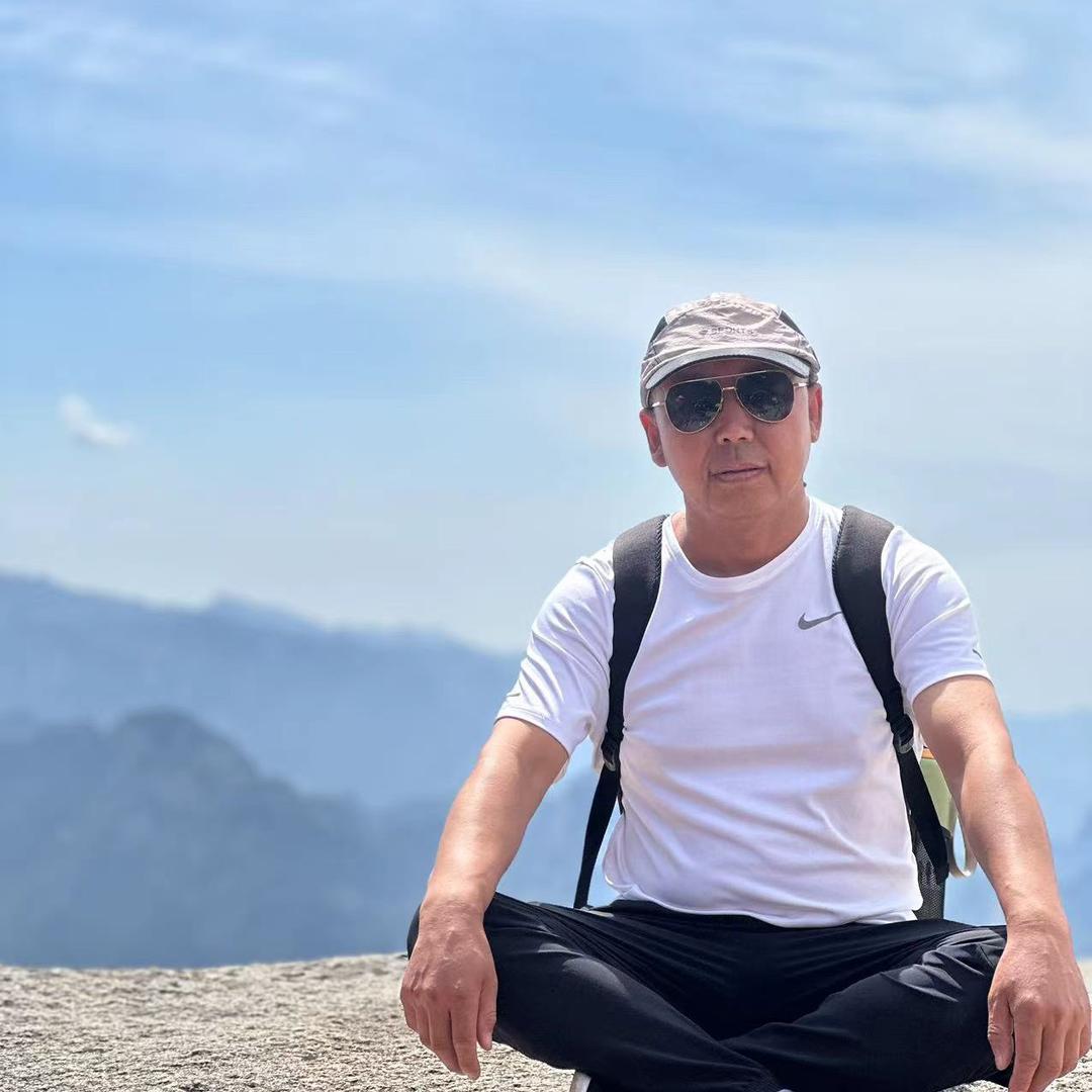 呼伦贝尔草原旅游，纯粮玉米高粮白酒