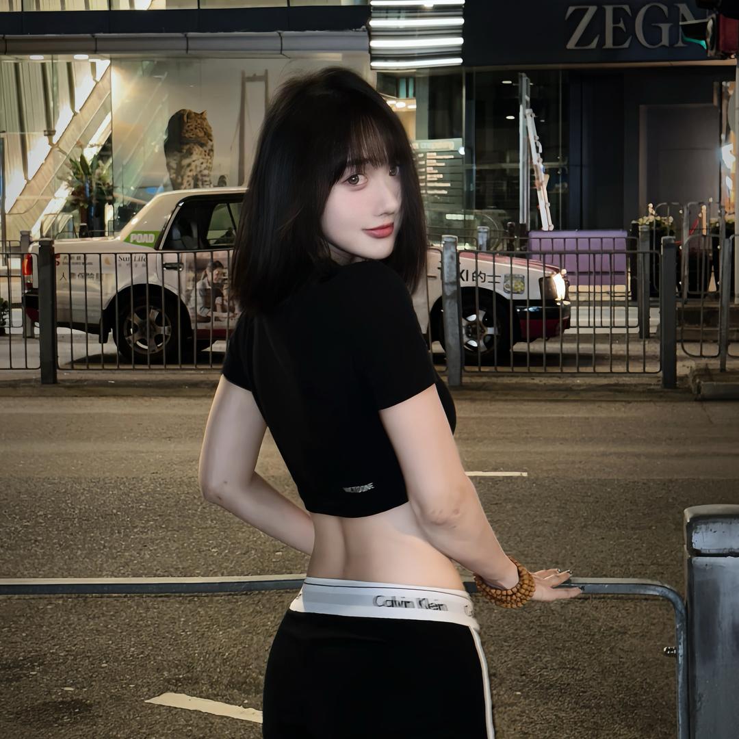 严粒粒lili