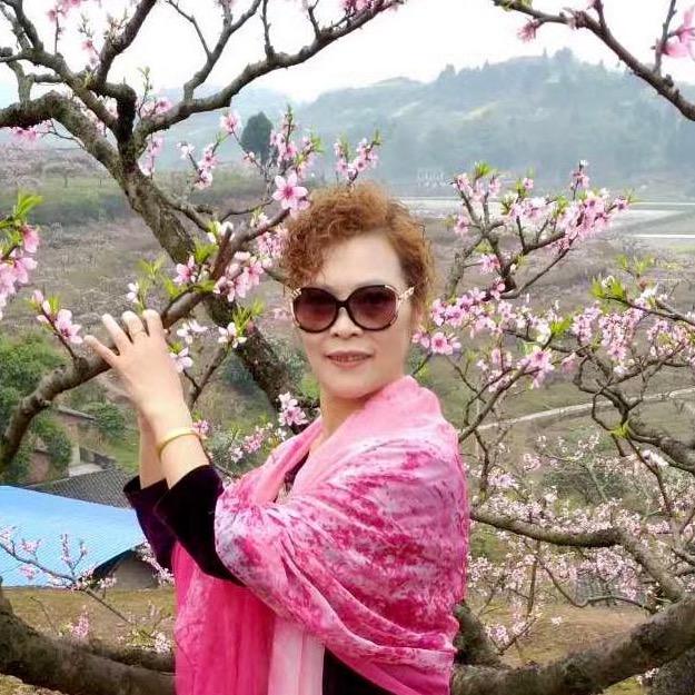 在水一方.