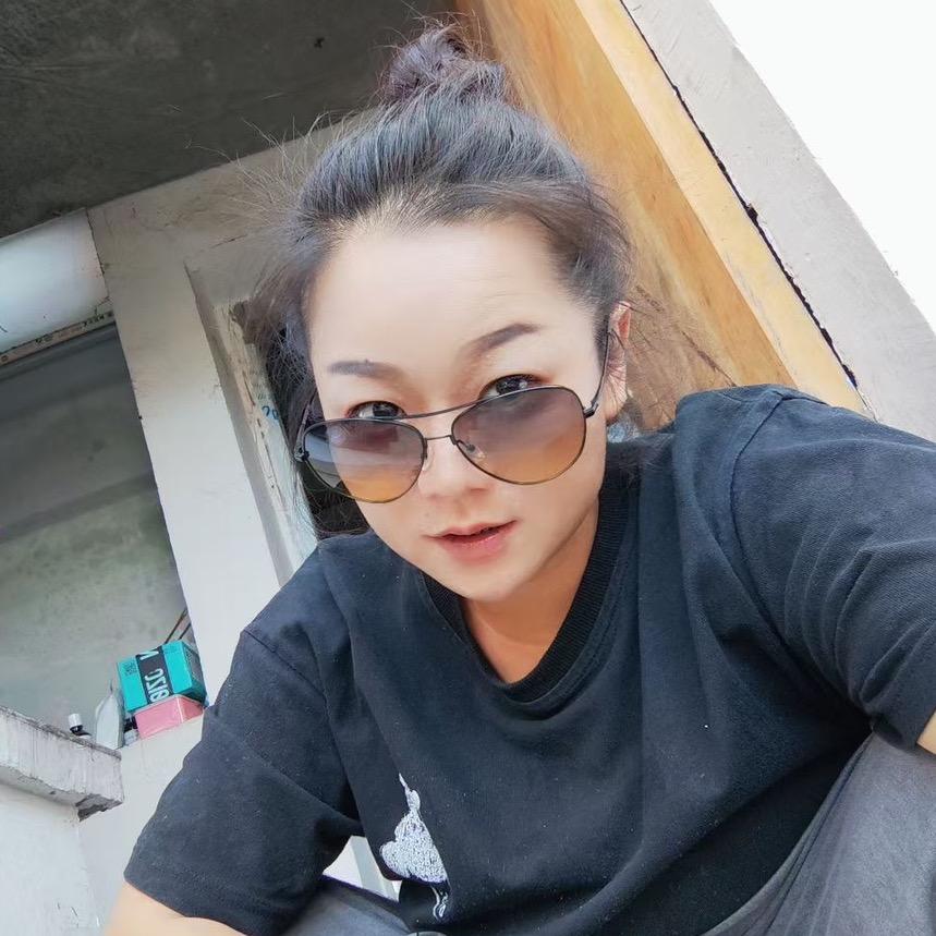 方圆与白马